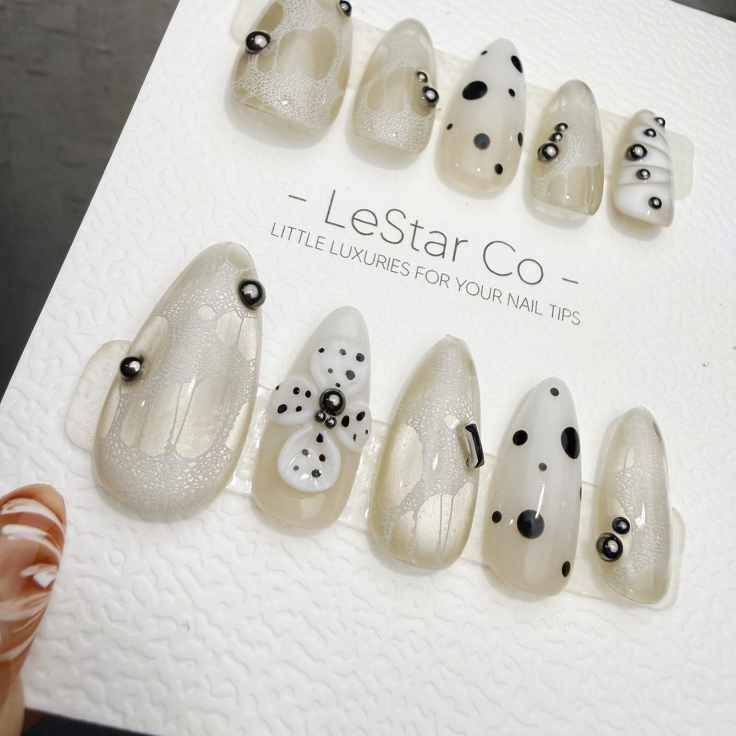 Timed Offer 4 For 3) Handmade Press On Paris Noir Gel Acrylic Nails