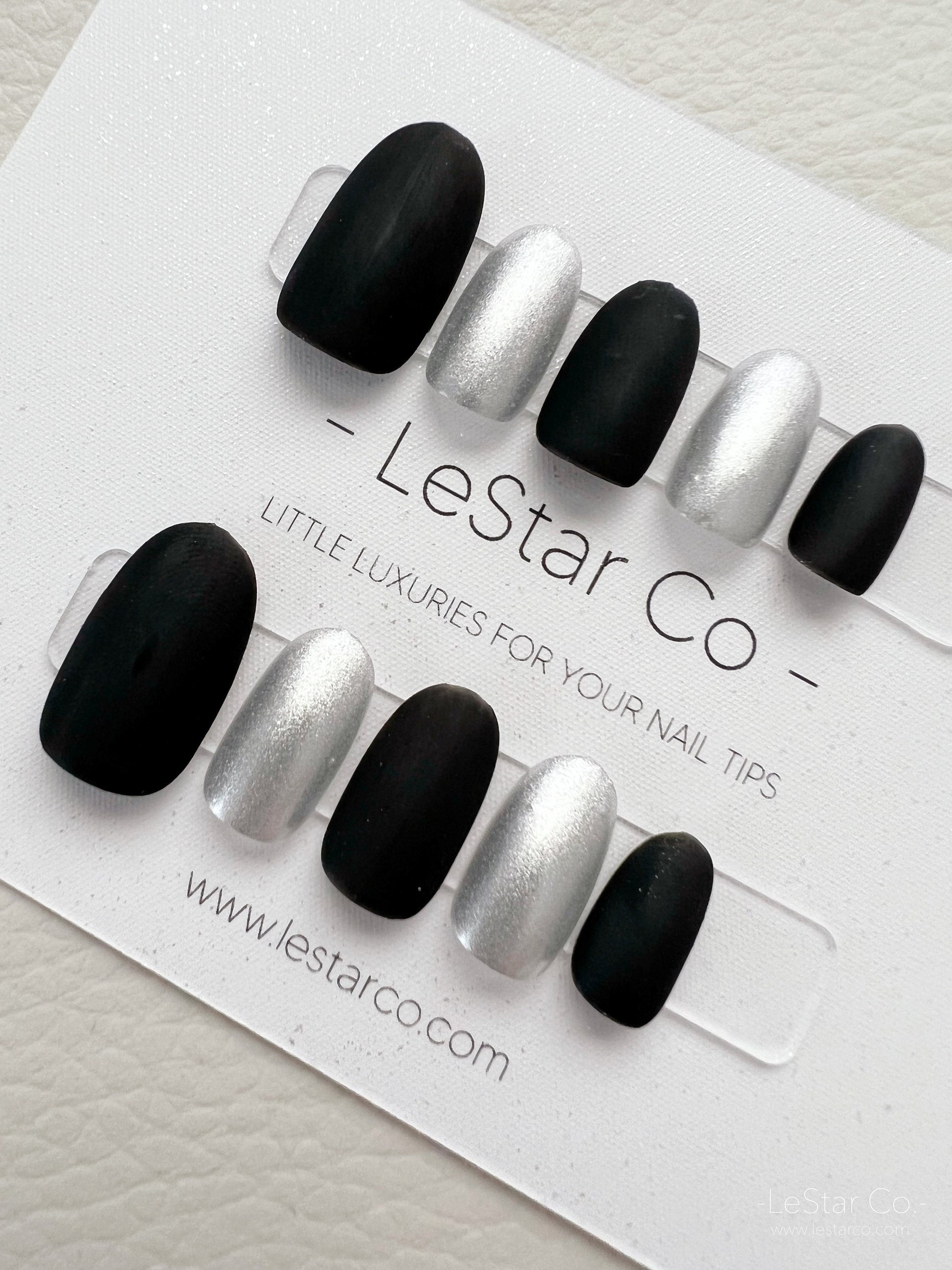 Reusable Black White Premium Short Press on Nails Gel Manicure | Fake Nails | Handmade | Lestarco faux nails XWZ128