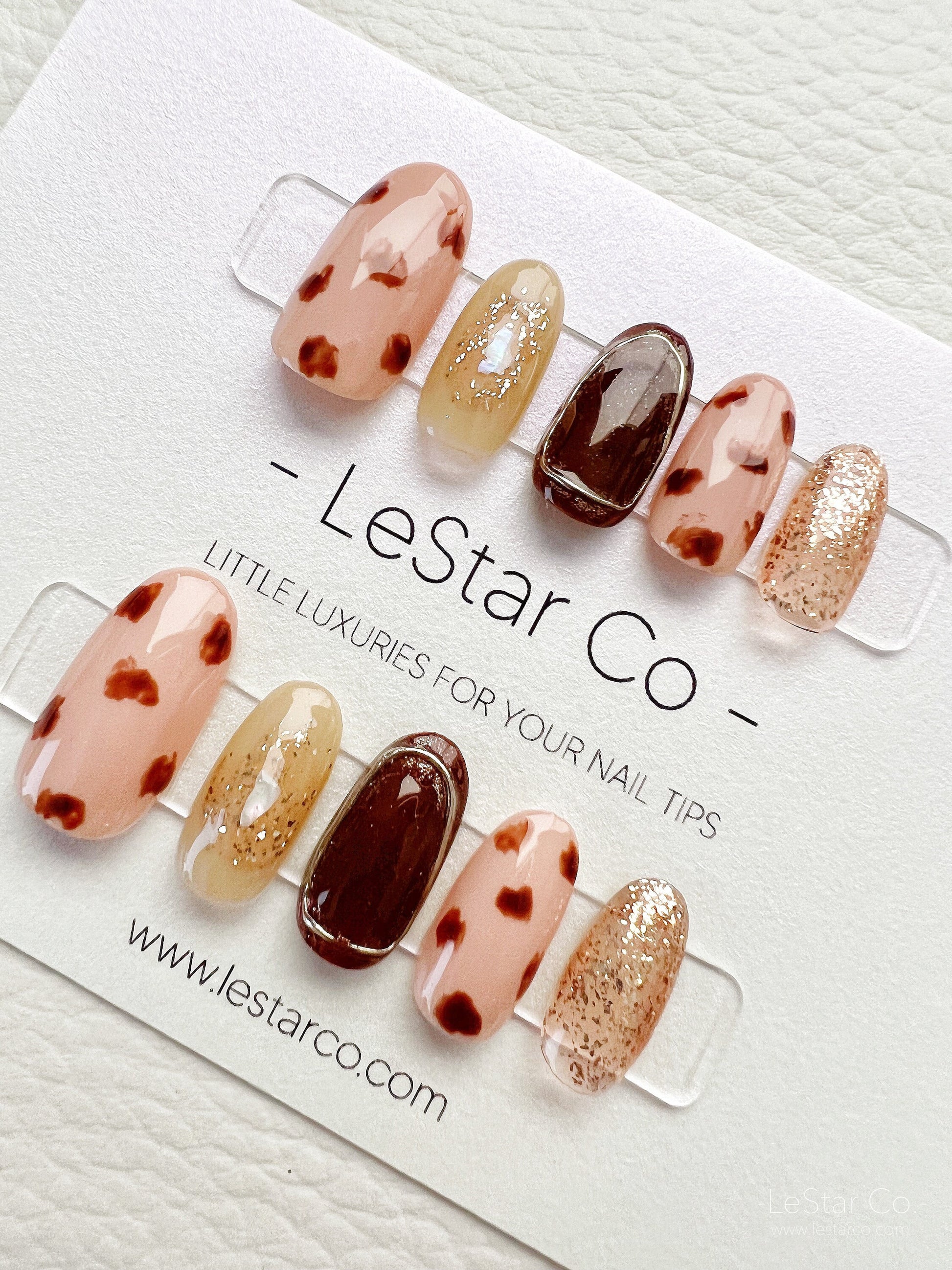 Reusable Choco Choco Nails Premium Short Press on Nails Gel Manicure | Fake Nails | Handmade | Lestarco faux nails mj157