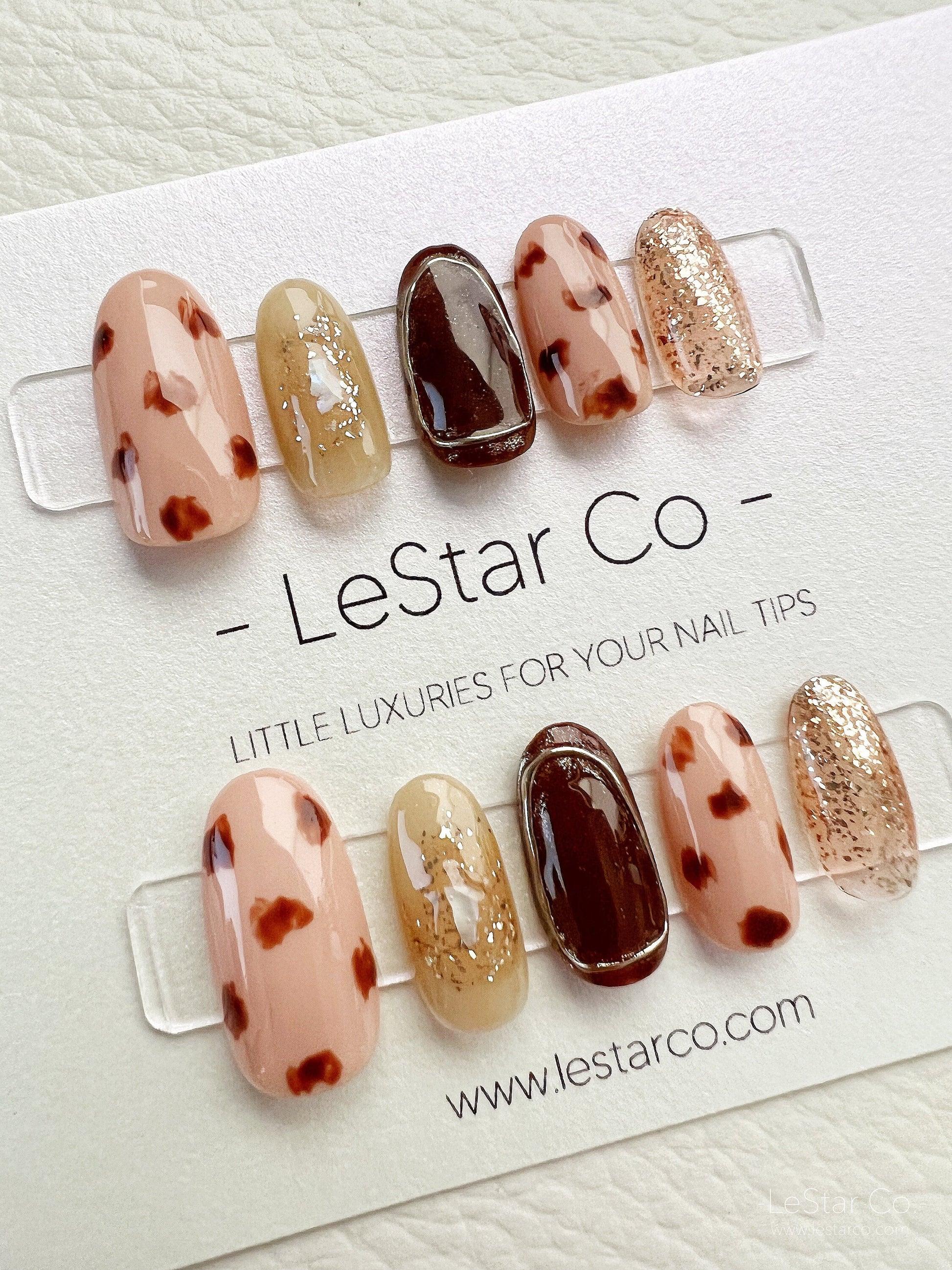 Reusable Choco Choco Nails Premium Short Press on Nails Gel Manicure | Fake Nails | Handmade | Lestarco faux nails mj157