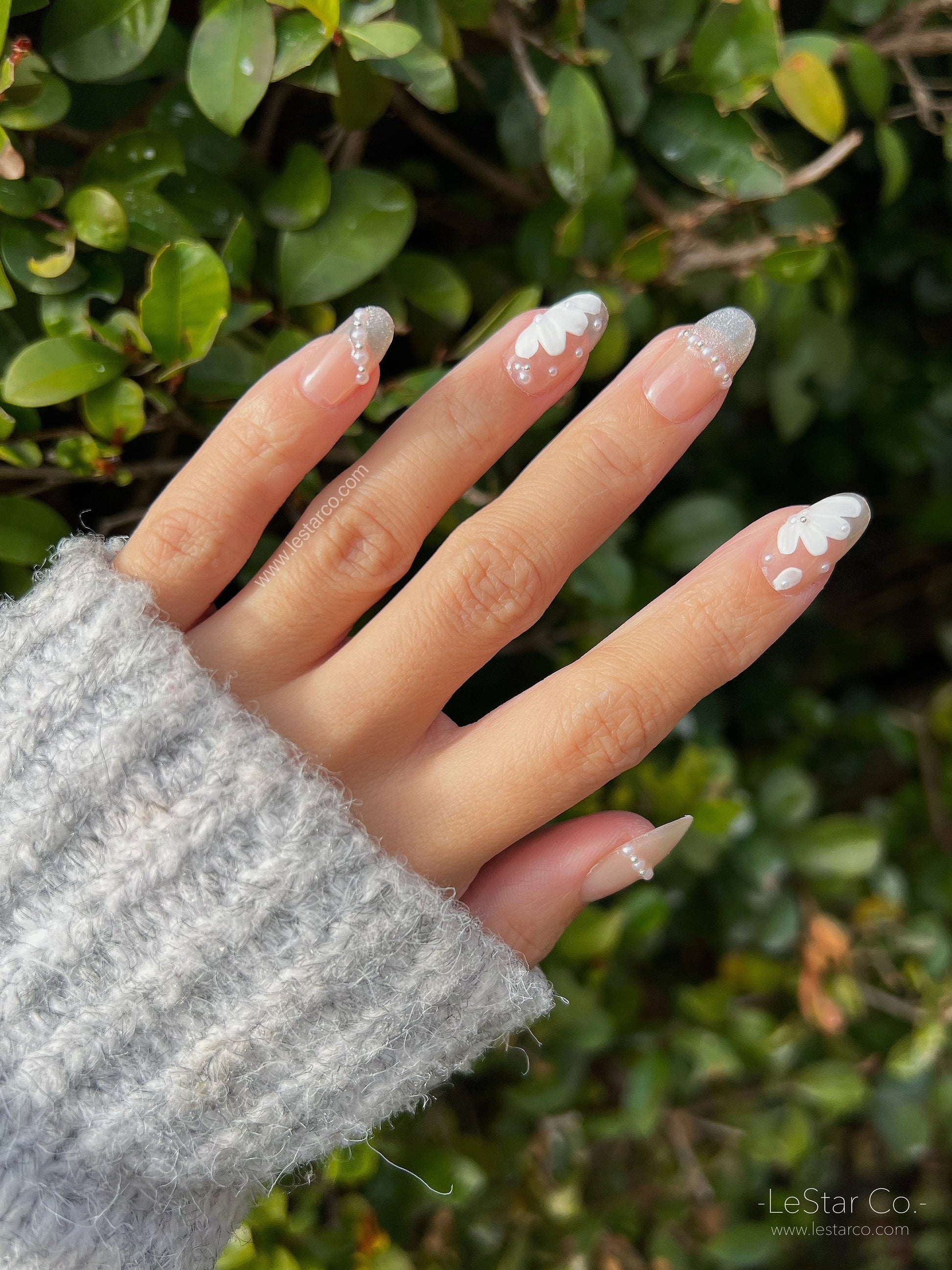 Reusable White Flower Pearl | Premium Press on Nails Gel | Fake Nails | Cute Fun Colorful Colorful Gel Nail Artist faux nails xx203