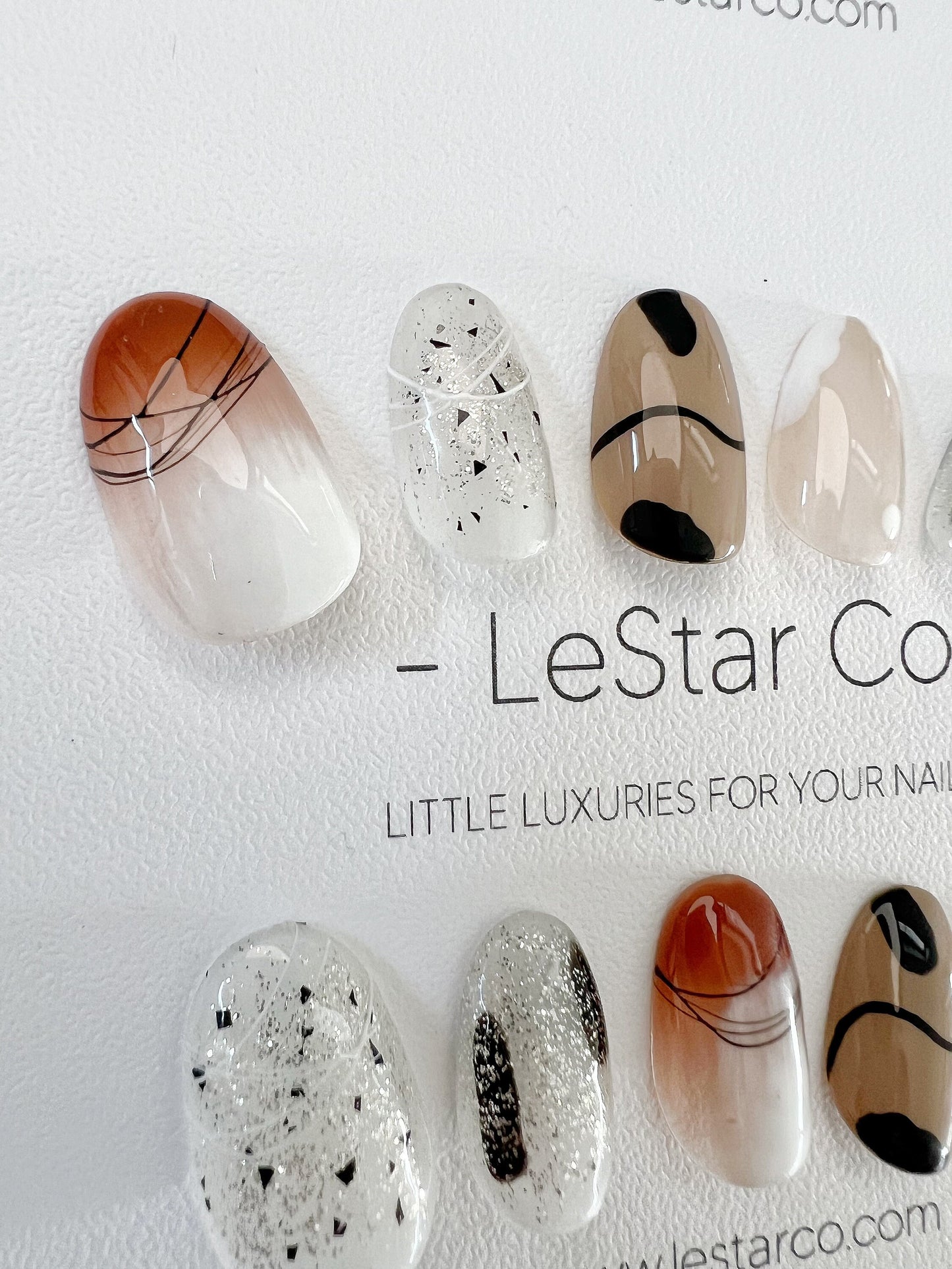 Reusable Minimalist Linea Premium Short Press on Nails Gel Manicure | Fake Nails | Handmade | Lestarco faux nails ML239