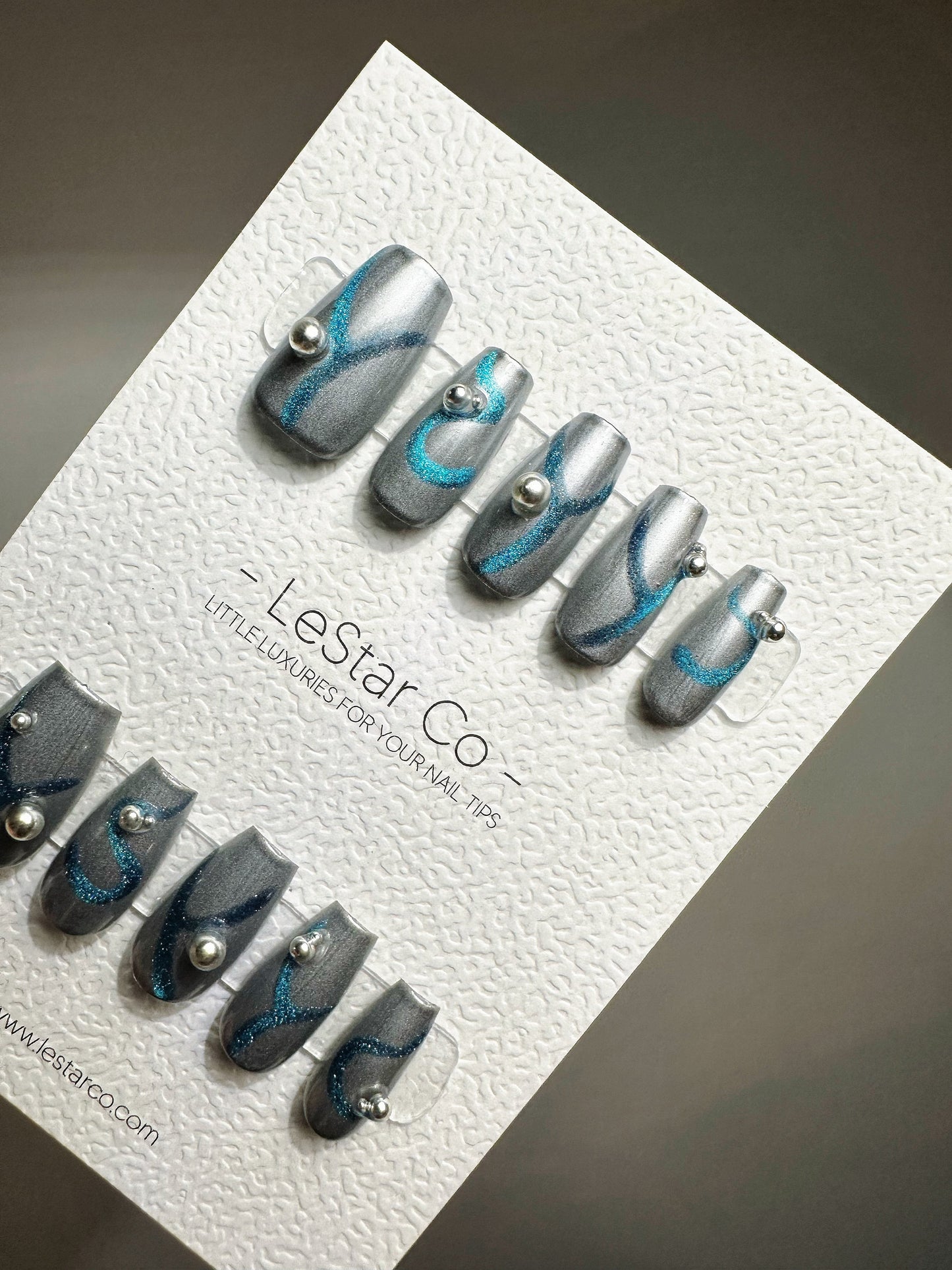 Reusable Replay Silver Chrome Blue Cat Eye | Premium Press on Nails Gel | Fake Nails | Cute Fun Colorful Gel Nail Artist faux nails QN414