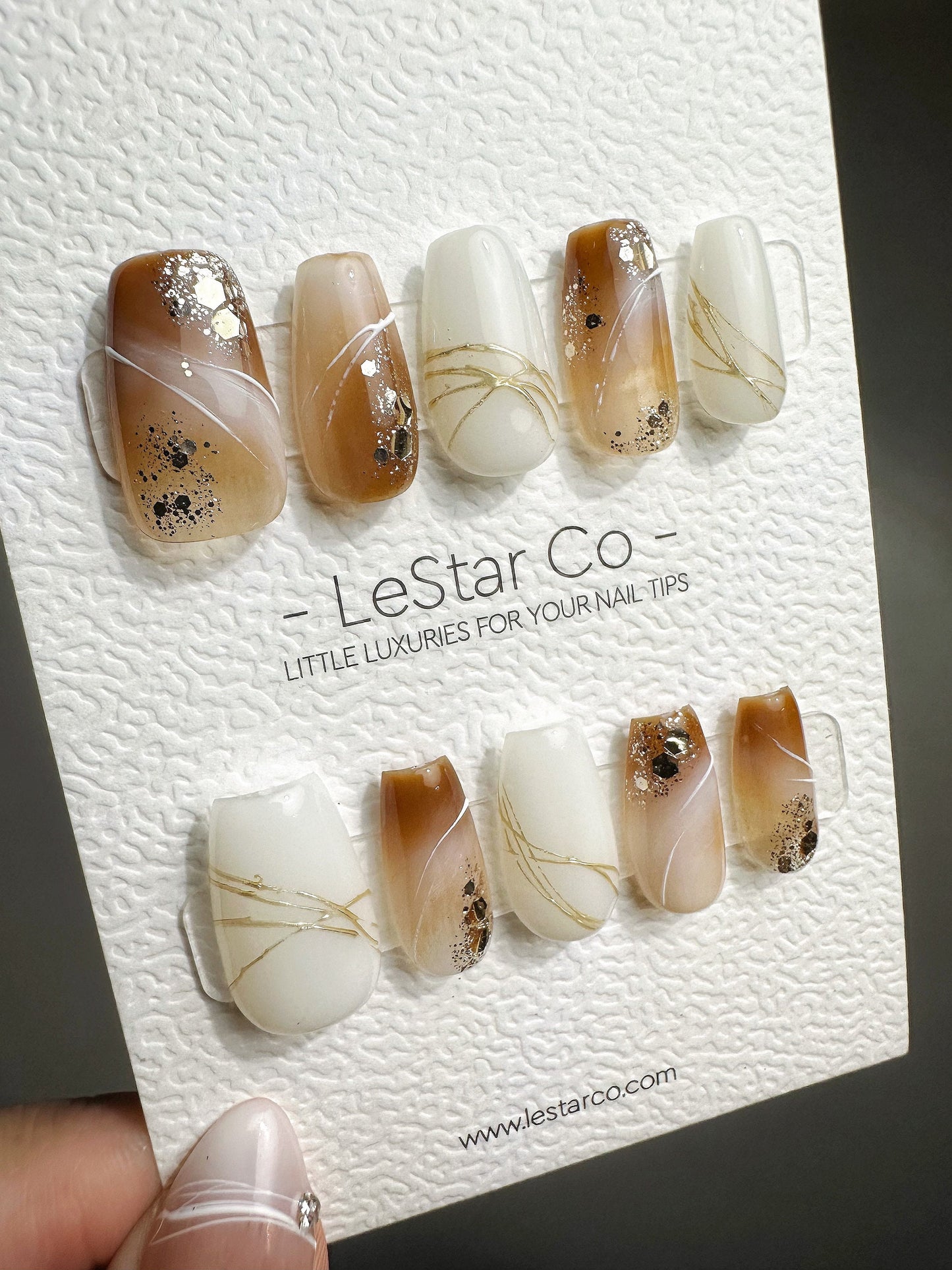 Reusable Gilded Dreams Gold Sparkle | Nails Premium Press on Nails Gel Manicure | Fake Nails | Handmade | Lestarco faux nails QN429