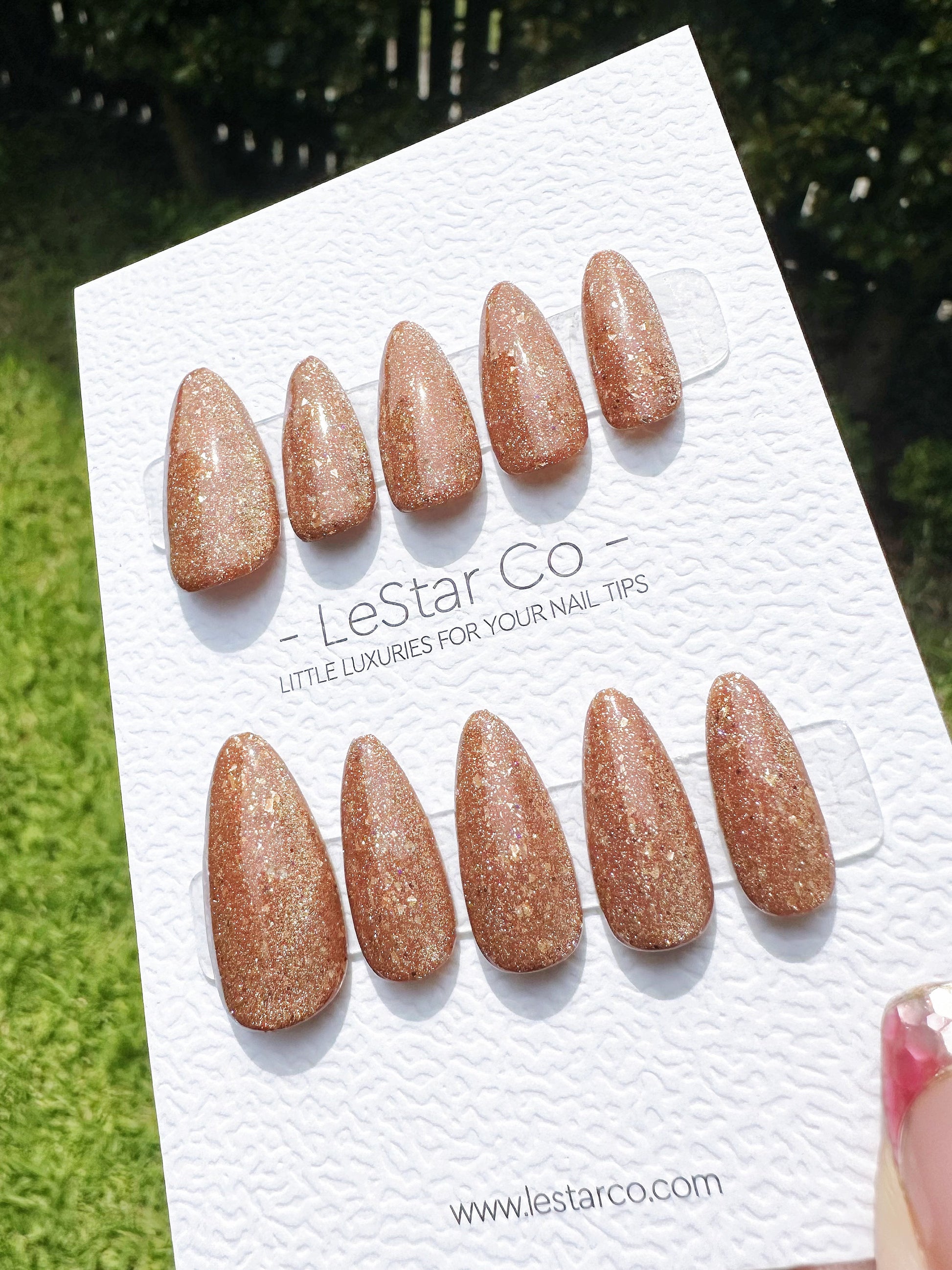 Reusable Cosmic Latte Brown Cat eye | Nails Premium Press on Nails Gel Manicure | Fake Nails | Handmade | Lestarco faux nails 439zz