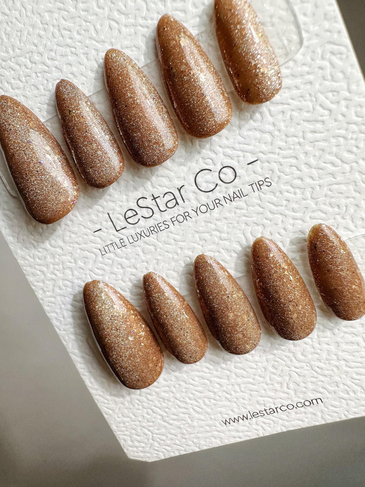Reusable Cosmic Latte Brown Cat eye | Nails Premium Press on Nails Gel Manicure | Fake Nails | Handmade | Lestarco faux nails 439zz