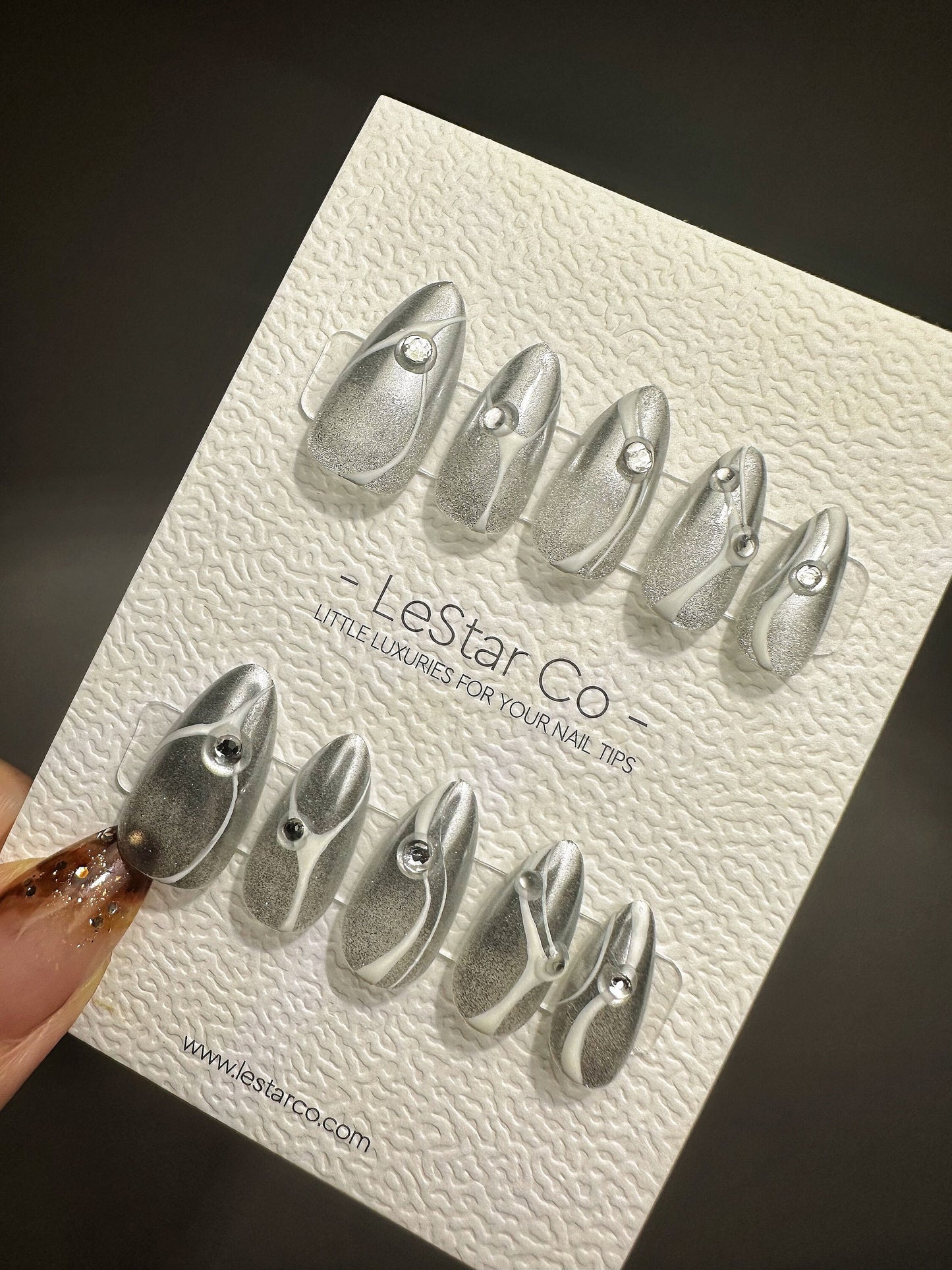 Reusable Silver Mirage Cat Eye Effect | Premium Press on Nails Gel | Fake Nails | Cute Fun Colorful Gel Nail faux nails QN470
